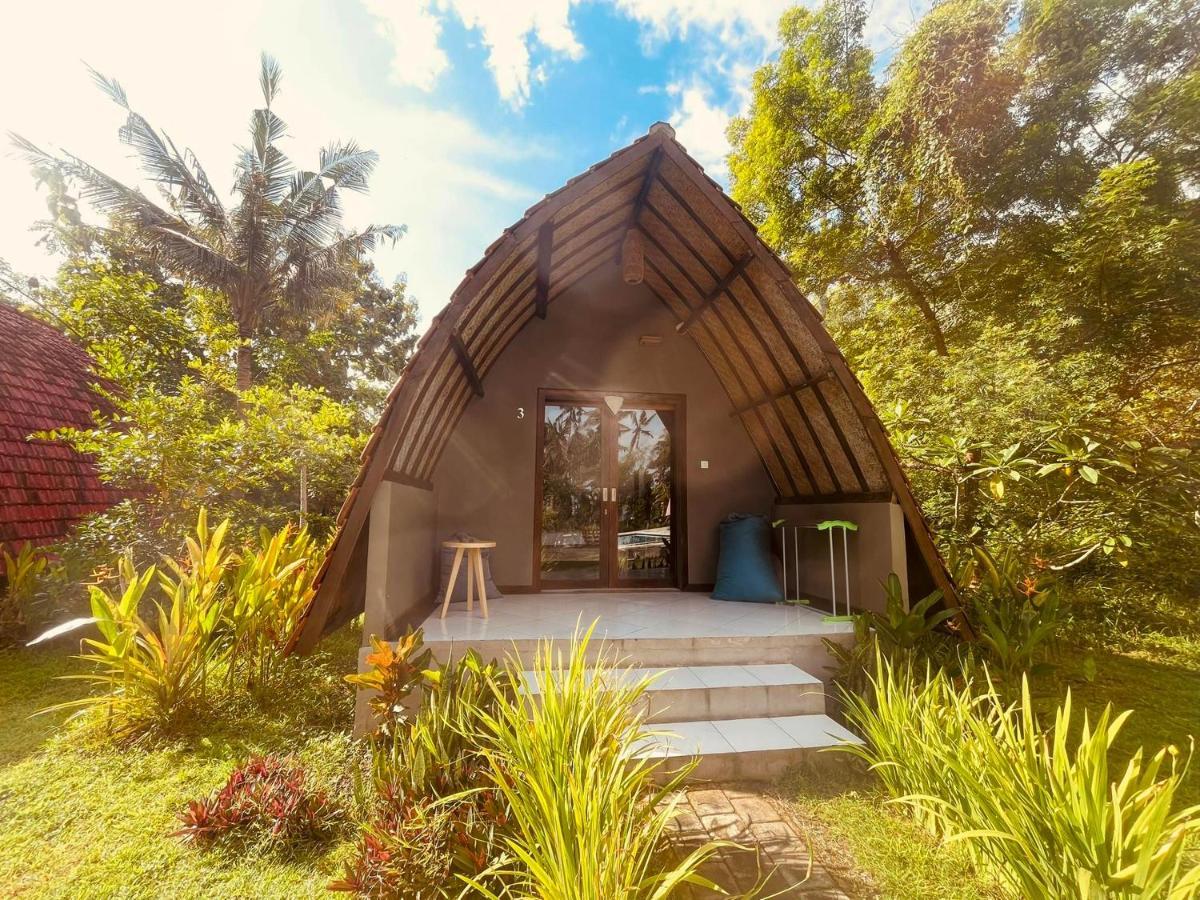 Apit Lawang Villas & Resto Batununggul Esterno foto