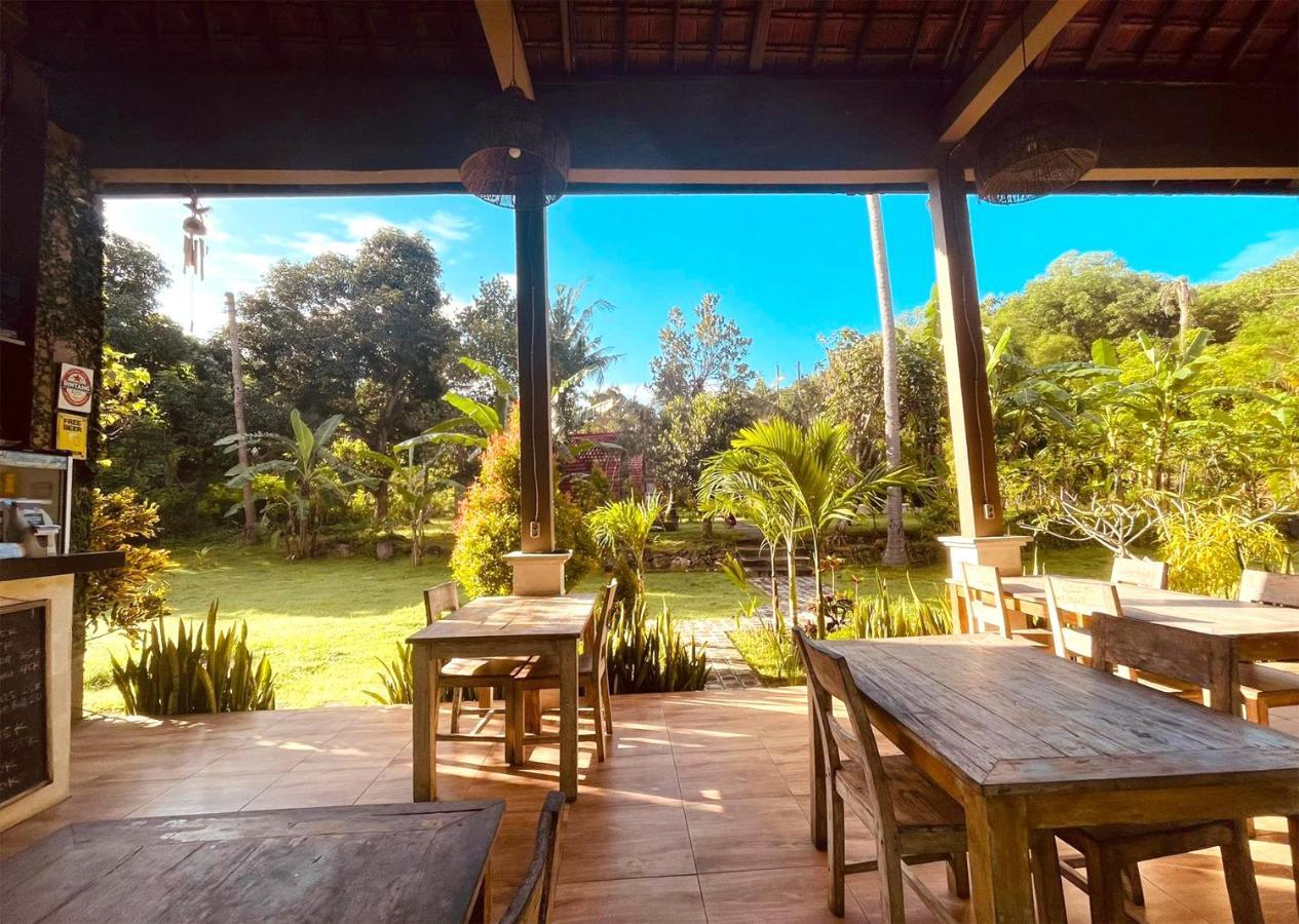 Apit Lawang Villas & Resto Batununggul Esterno foto