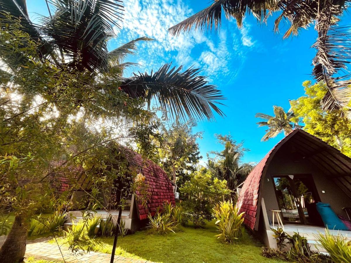 Apit Lawang Villas & Resto Batununggul Esterno foto