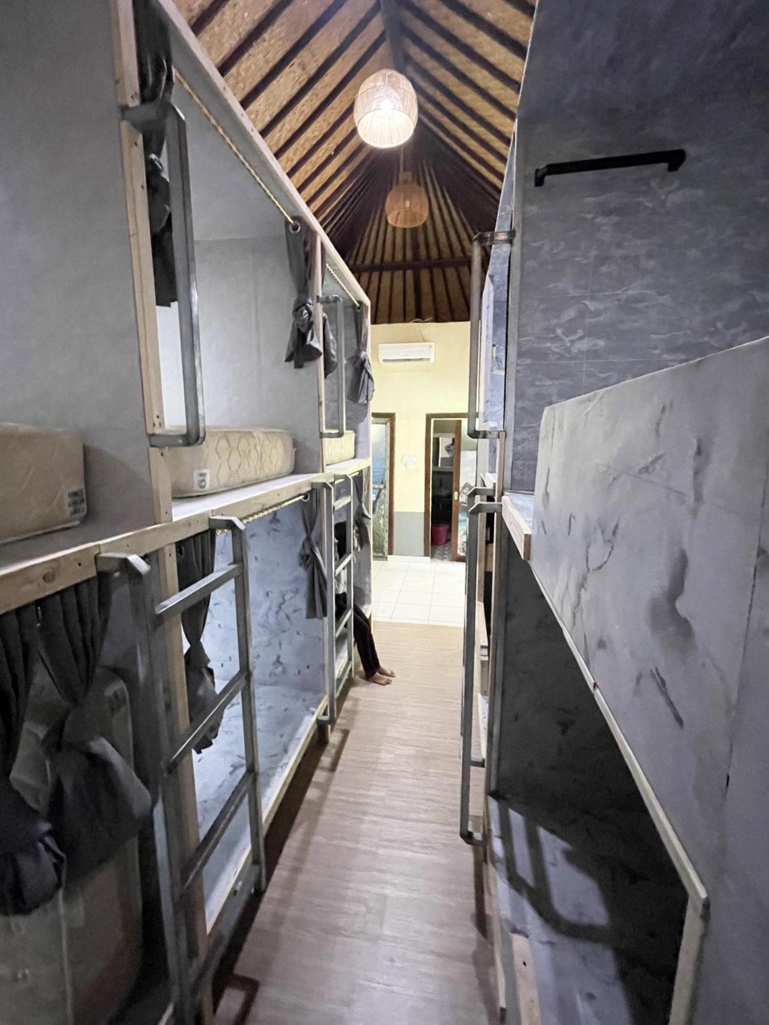 Apit Lawang Villas & Resto Batununggul Esterno foto
