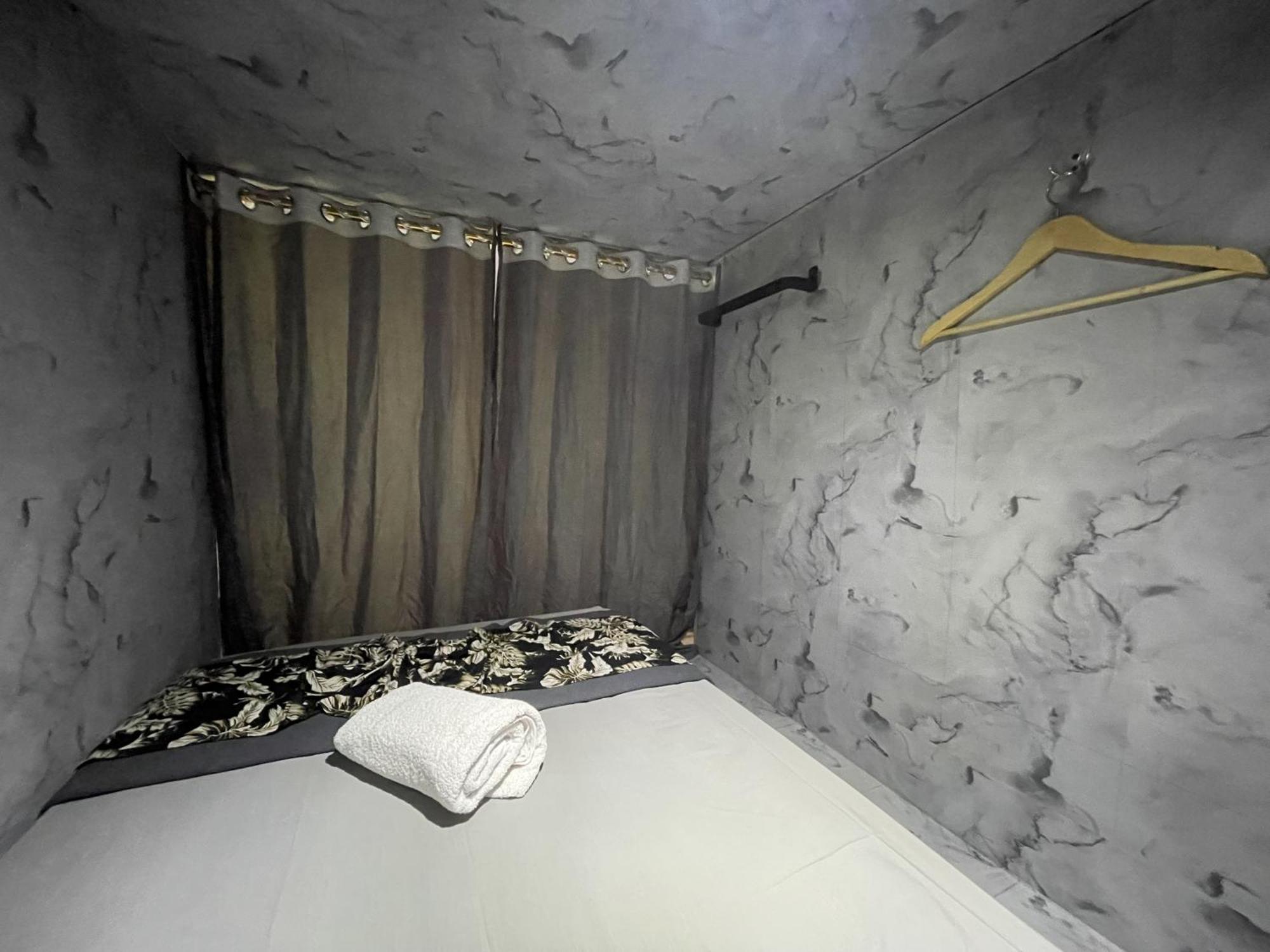 Apit Lawang Villas & Resto Batununggul Esterno foto