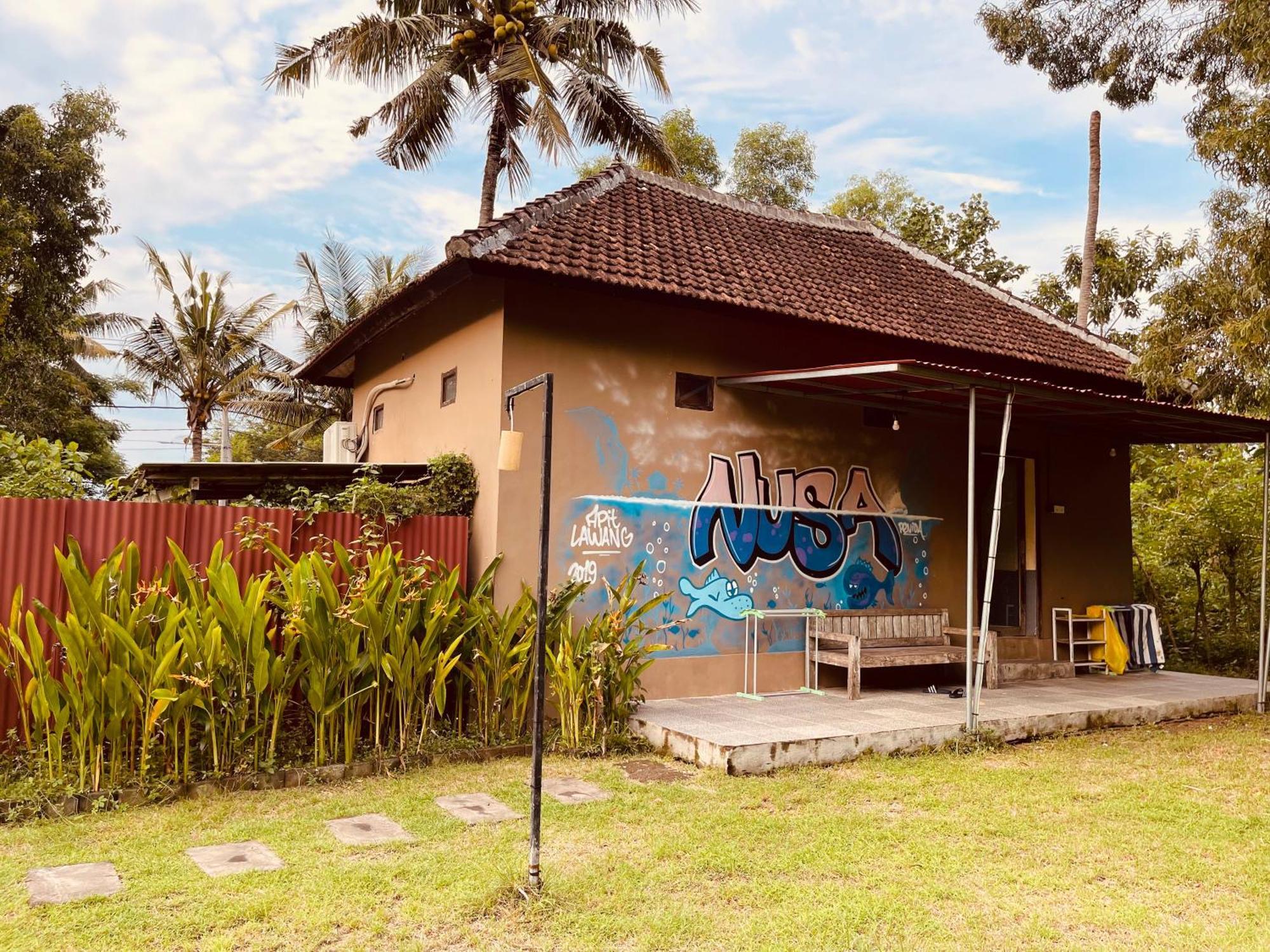 Apit Lawang Villas & Resto Batununggul Esterno foto
