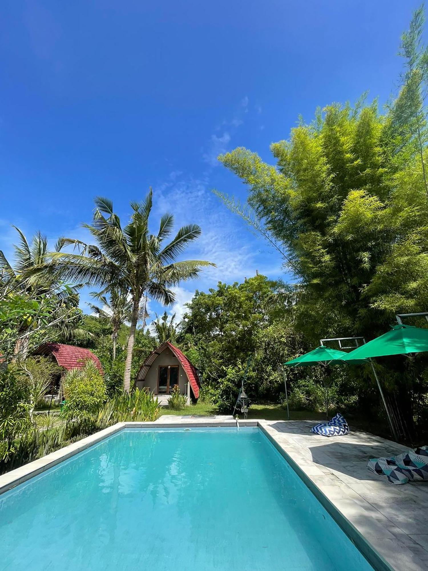 Apit Lawang Villas & Resto Batununggul Esterno foto