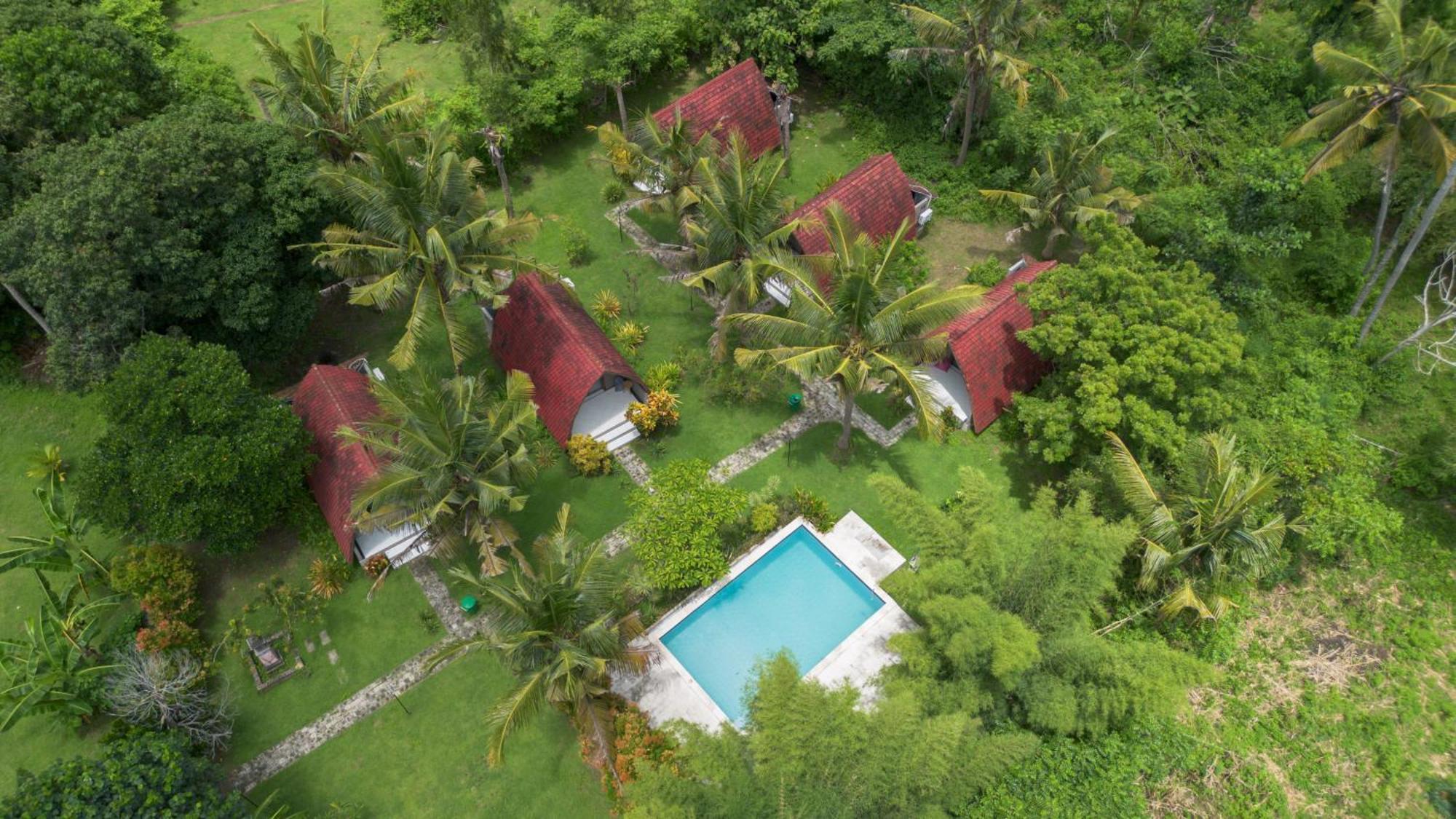 Apit Lawang Villas & Resto Batununggul Esterno foto