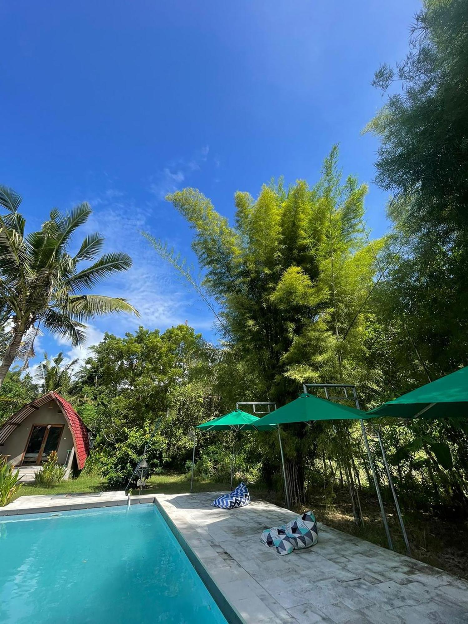Apit Lawang Villas & Resto Batununggul Esterno foto